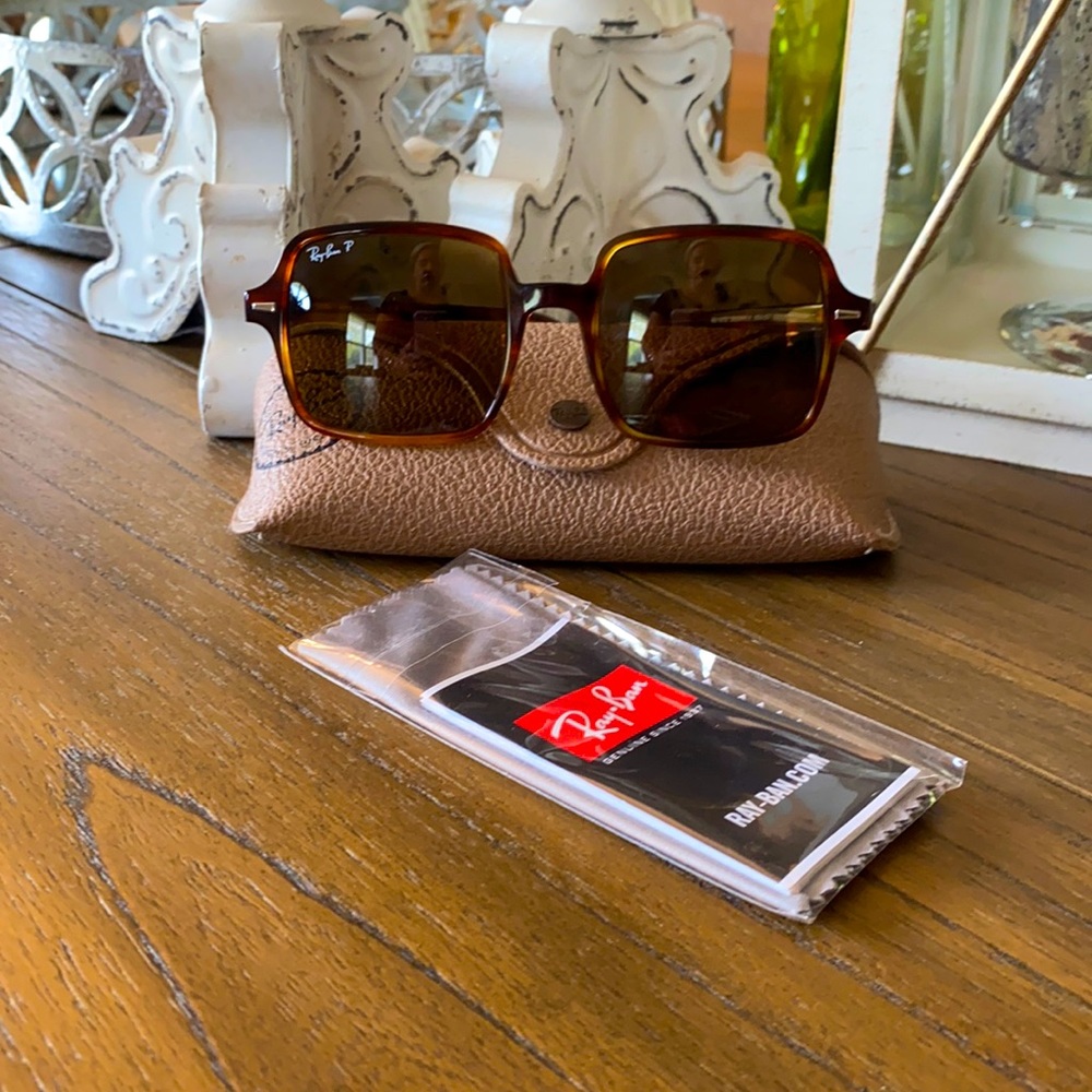 Polarized Ray Ban Sunglasses 😎